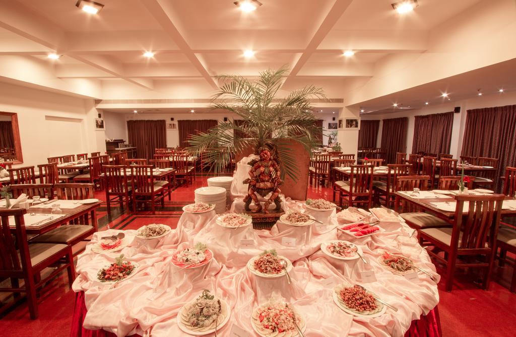 Hotel Bonsejour Pondicherry Esterno foto