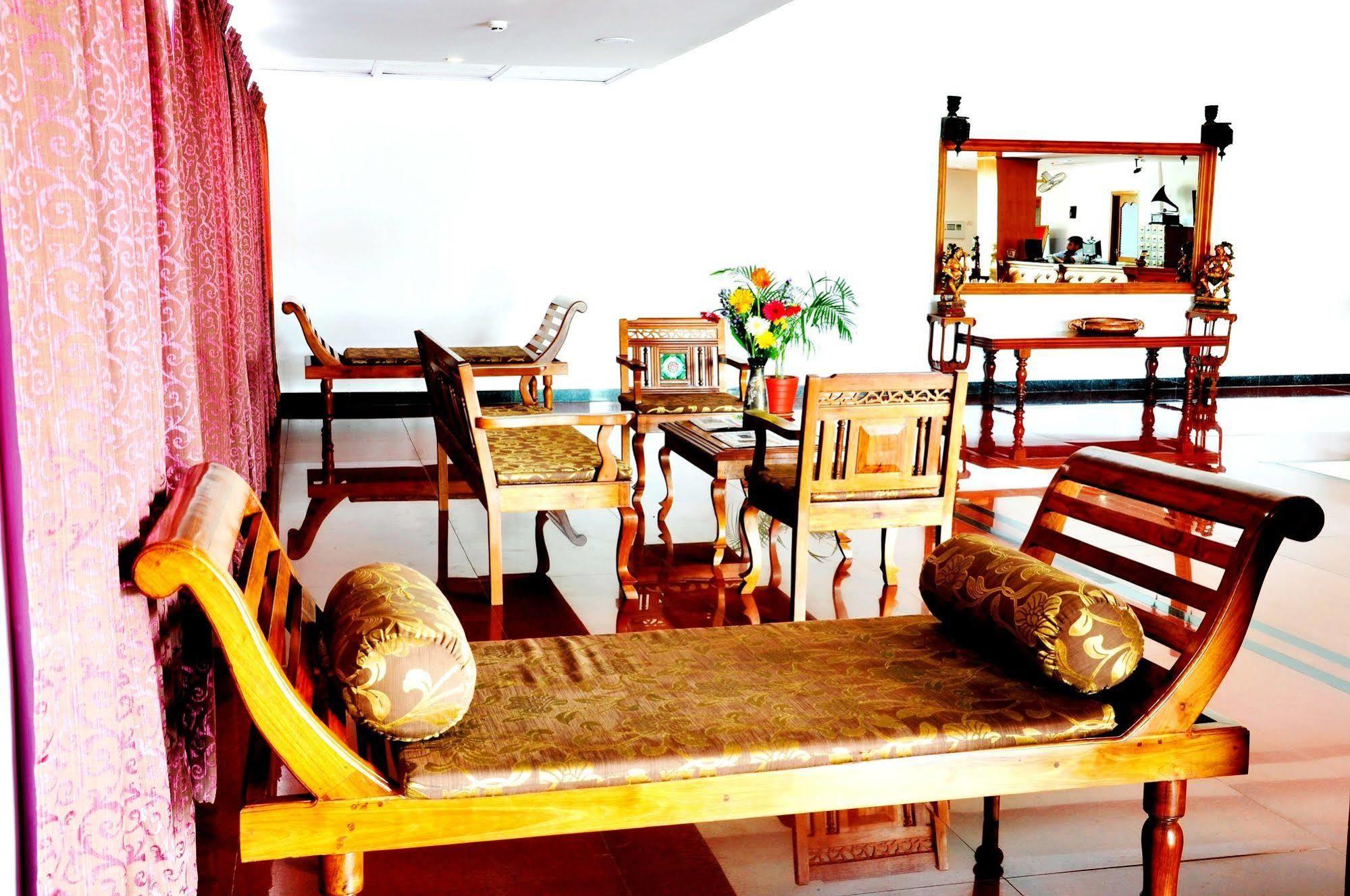 Hotel Bonsejour Pondicherry Esterno foto