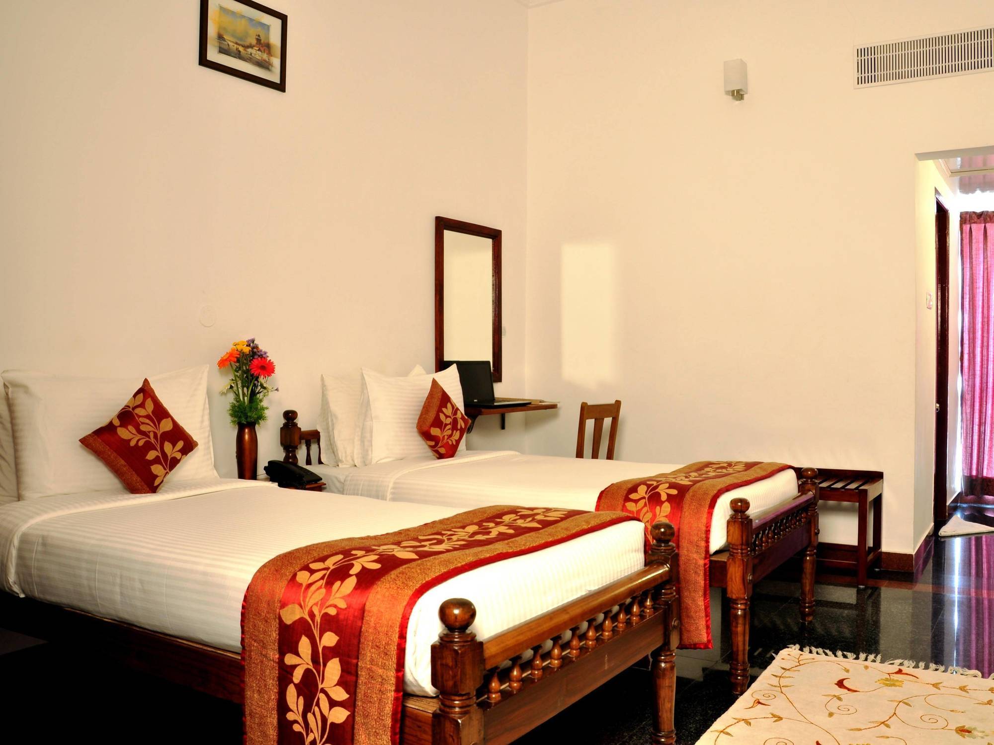 Hotel Bonsejour Pondicherry Esterno foto